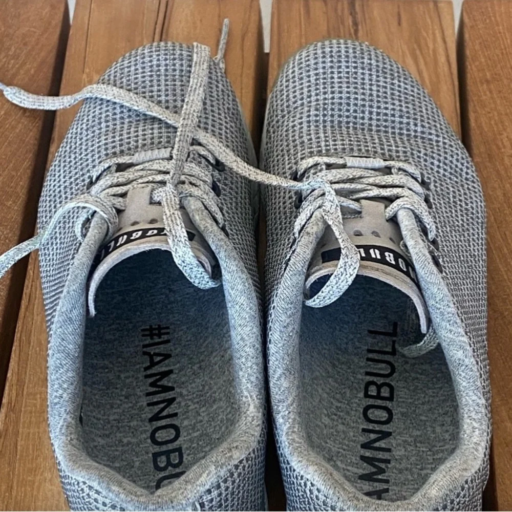 LIKE NEW NOBULL “super fabric” training shoe (W 7.5) - Picture 5 of 8